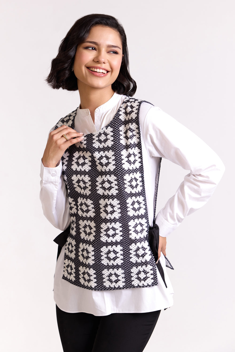 Astor Tie-up Vest