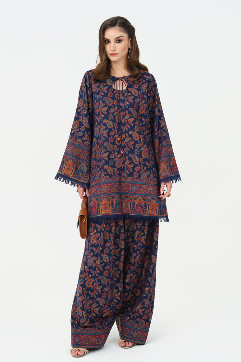 Yasmin Farshi Shalwar Set