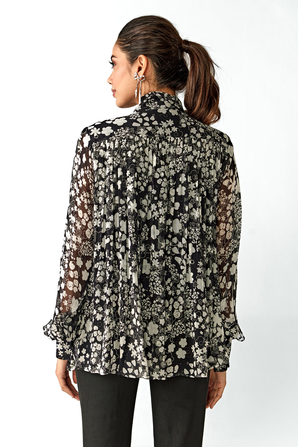 Daphne Tie-up Bow Top