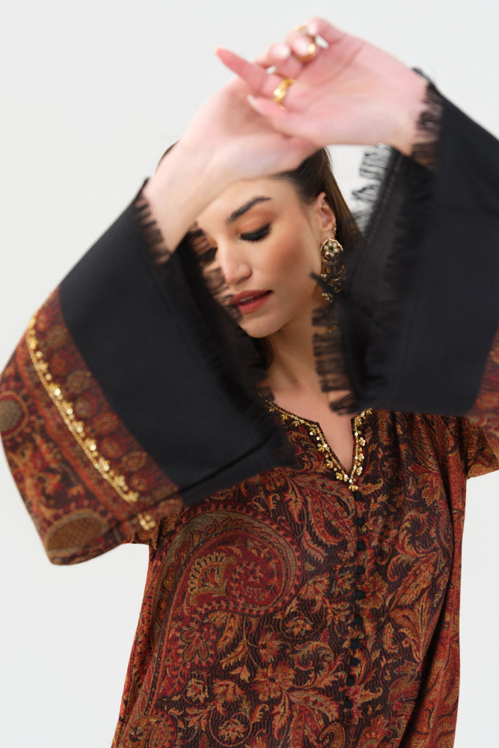 Noura Shawl Kurta Set