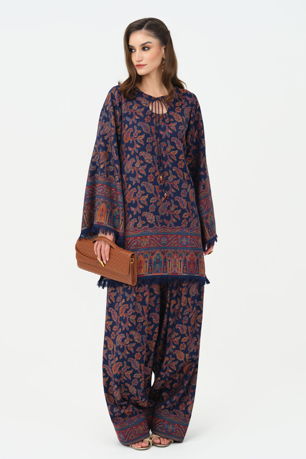 Yasmin Farshi Shalwar Set