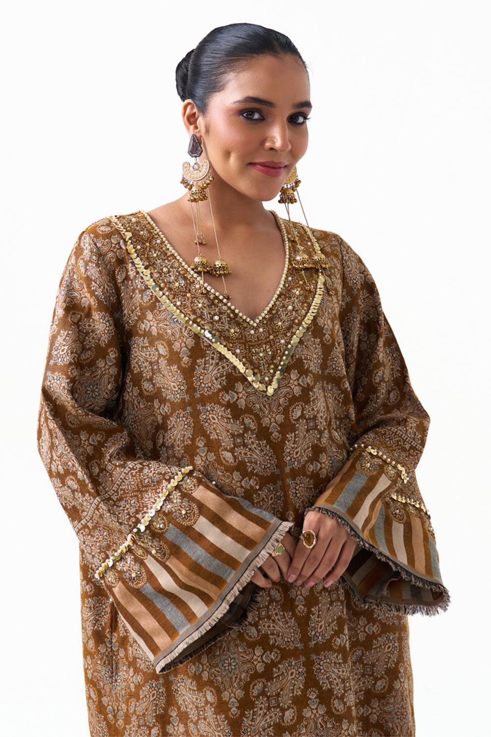Hania Embroidered Shawl Kaftan (Mustard)