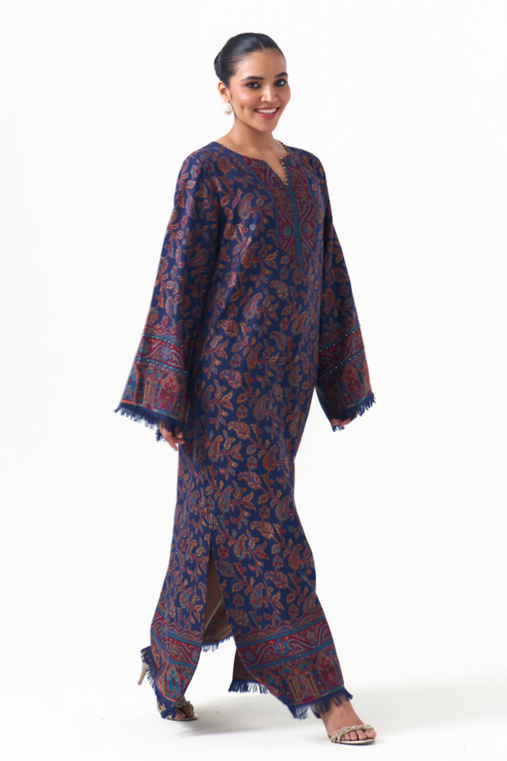 Azura Embroidered Shawl Kaftan