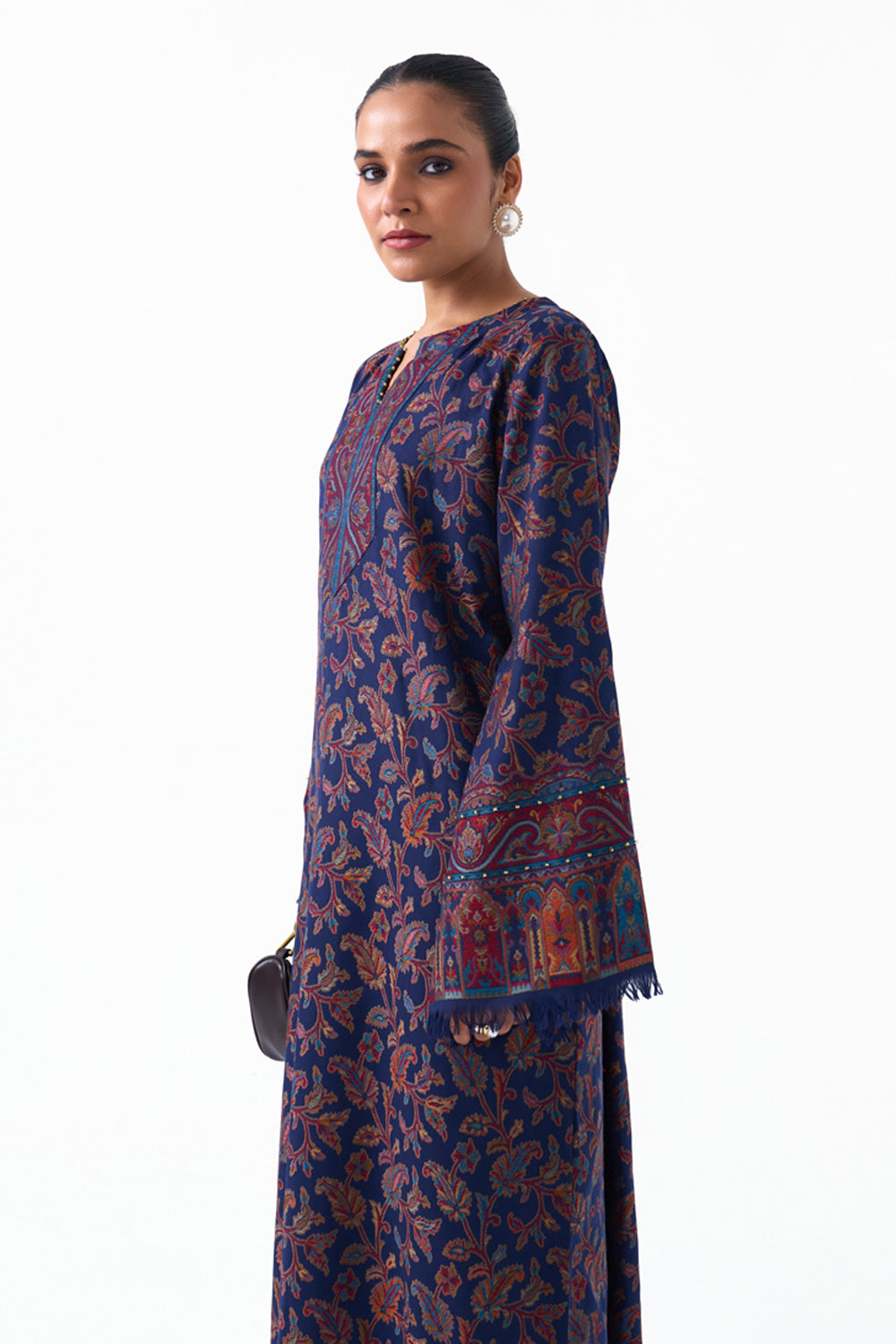 Azura Embroidered Shawl Kaftan
